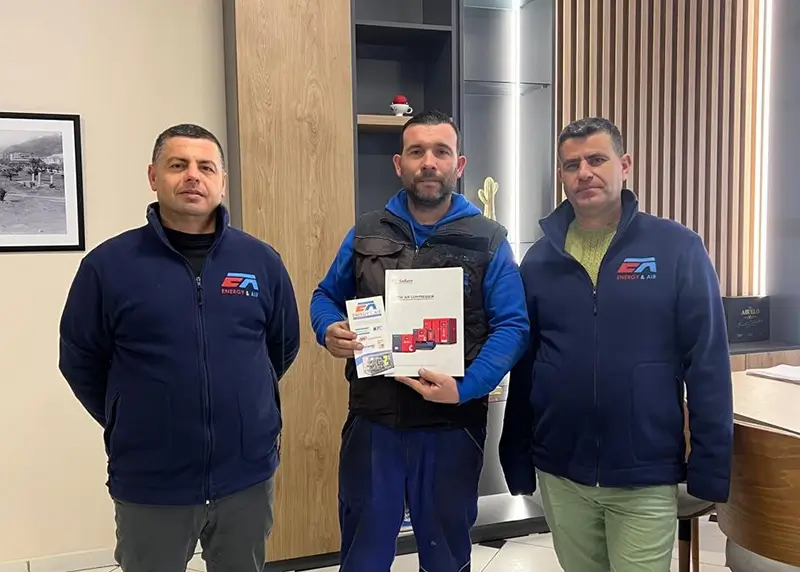 Distribuidor albanés de Sollant